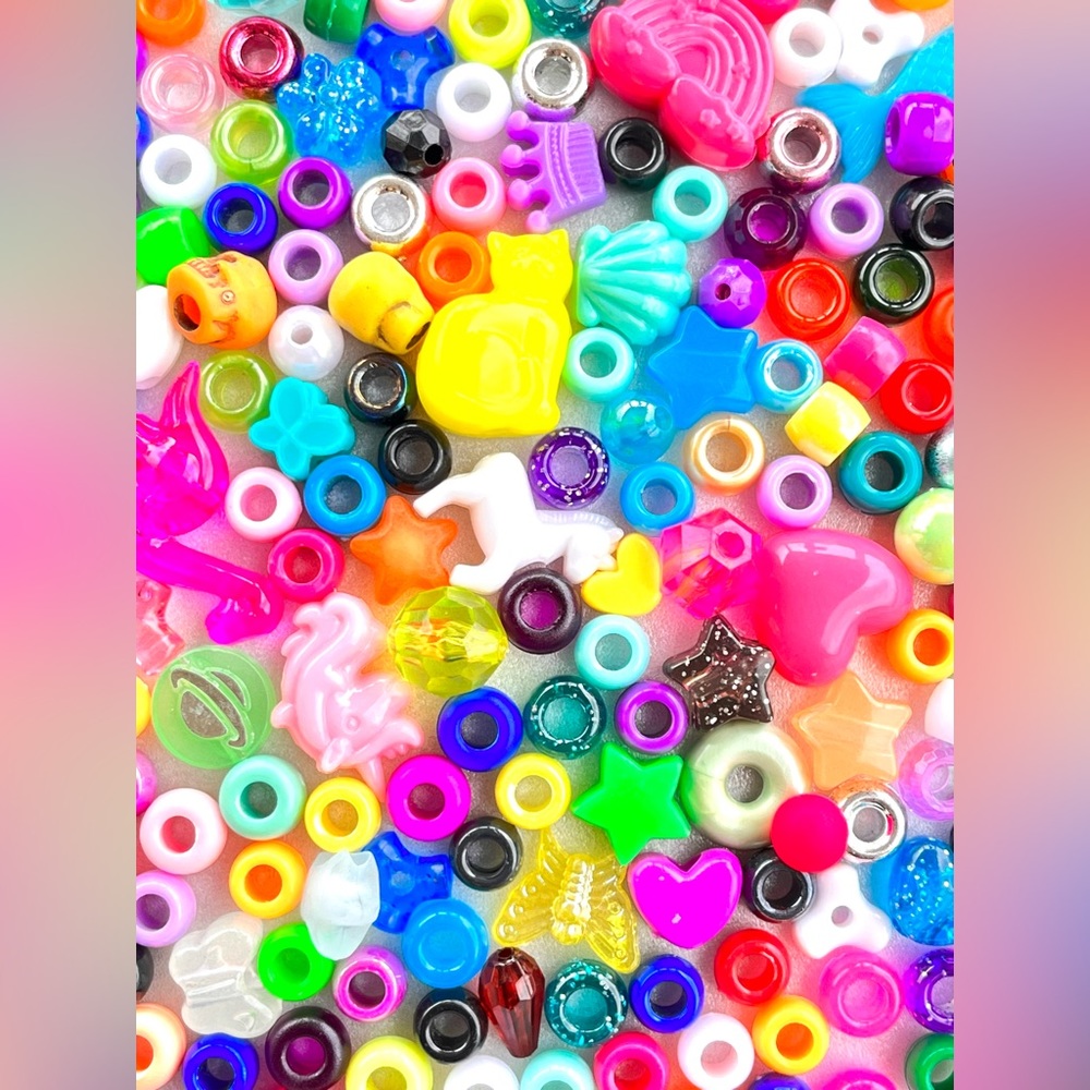 2 oz Bag of Mixed Pony Beads and Charms